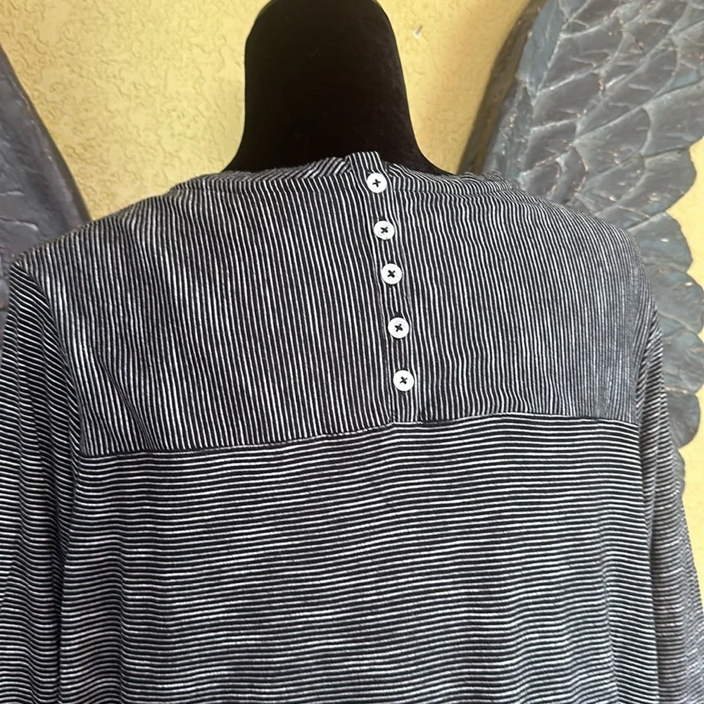 J Jill Striped 3/4 sleeve Shirt - Picture 6 of 8